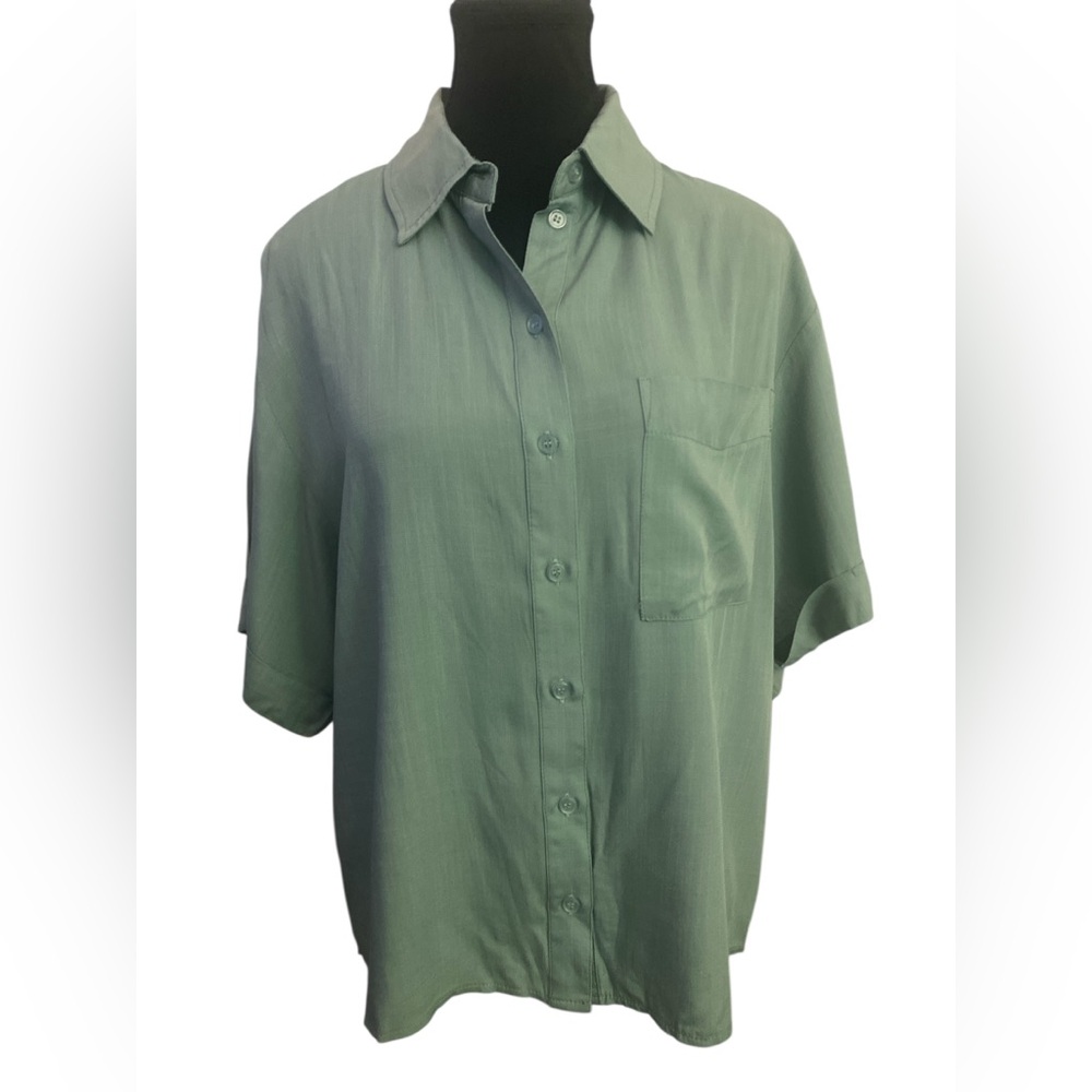 Final Touch Green Button Up Shirt GUC S
